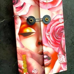 Pat McGrath mothership divine rose palette